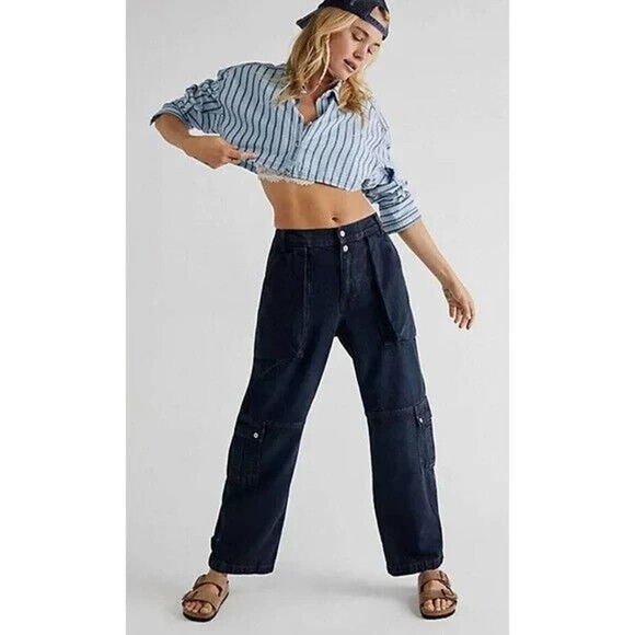NWT Free People Marx Slouchy Denim Cargo Jeans Black Noir Women's Size 28 - Picture 1 of 7